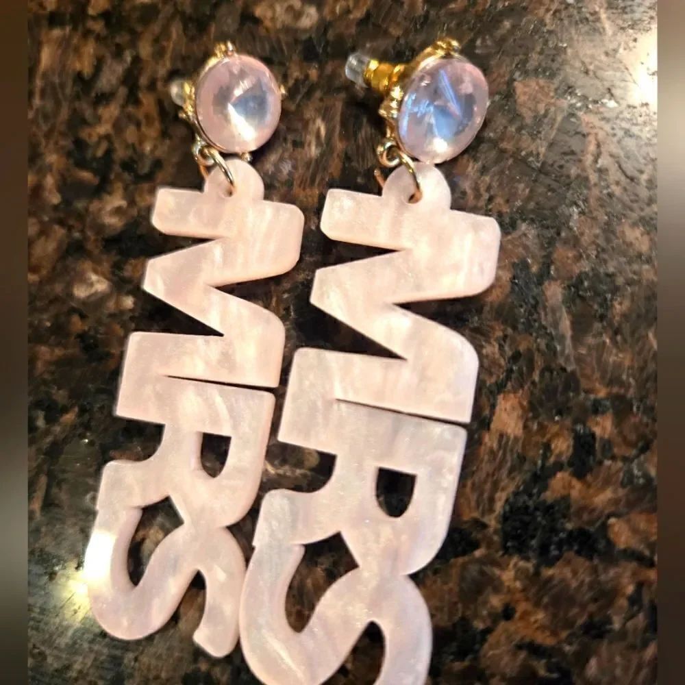 Earrings MRS. PINK with Rhinestone Wedding Bridal Shower Gift